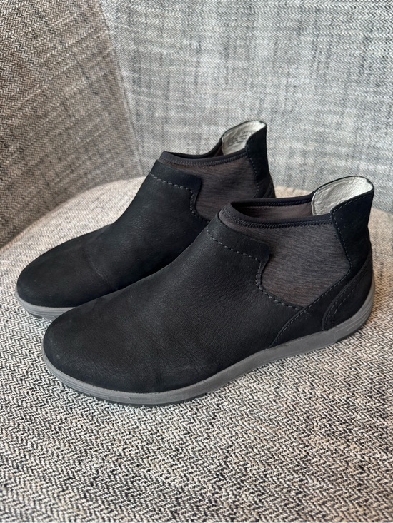 Dansko Shoes - Dansko Lizette Black Ankle Boots size 38 waterproof leather lightweight